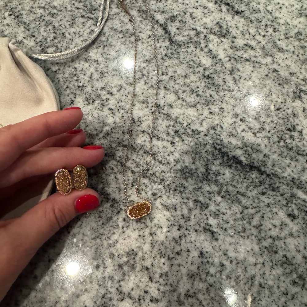 Kendra Scott Rose Gold Druzy necklace and earring set